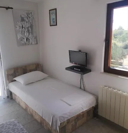 Apartament Nina *