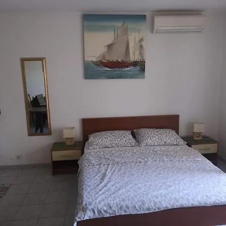 Apartment Nina *