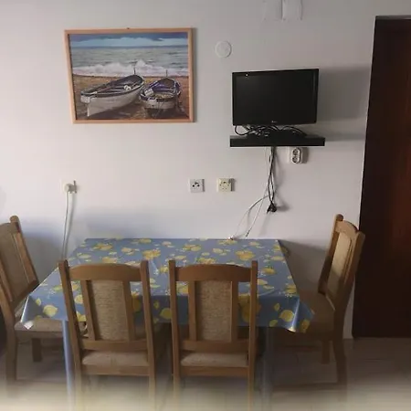 Nina Apartamento Seline