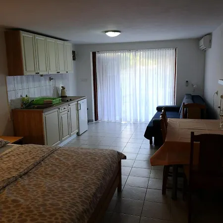 Apartment Nina Seline