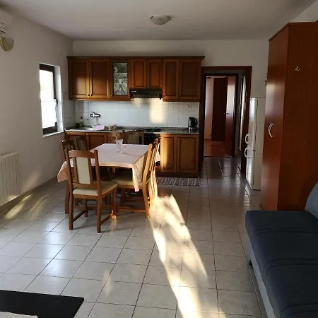 Apartment Nina Seline