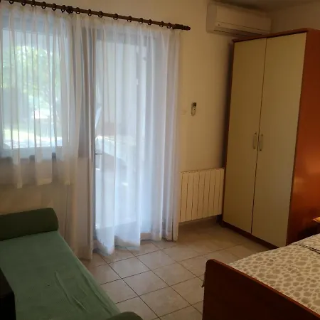 Nina Apartment *